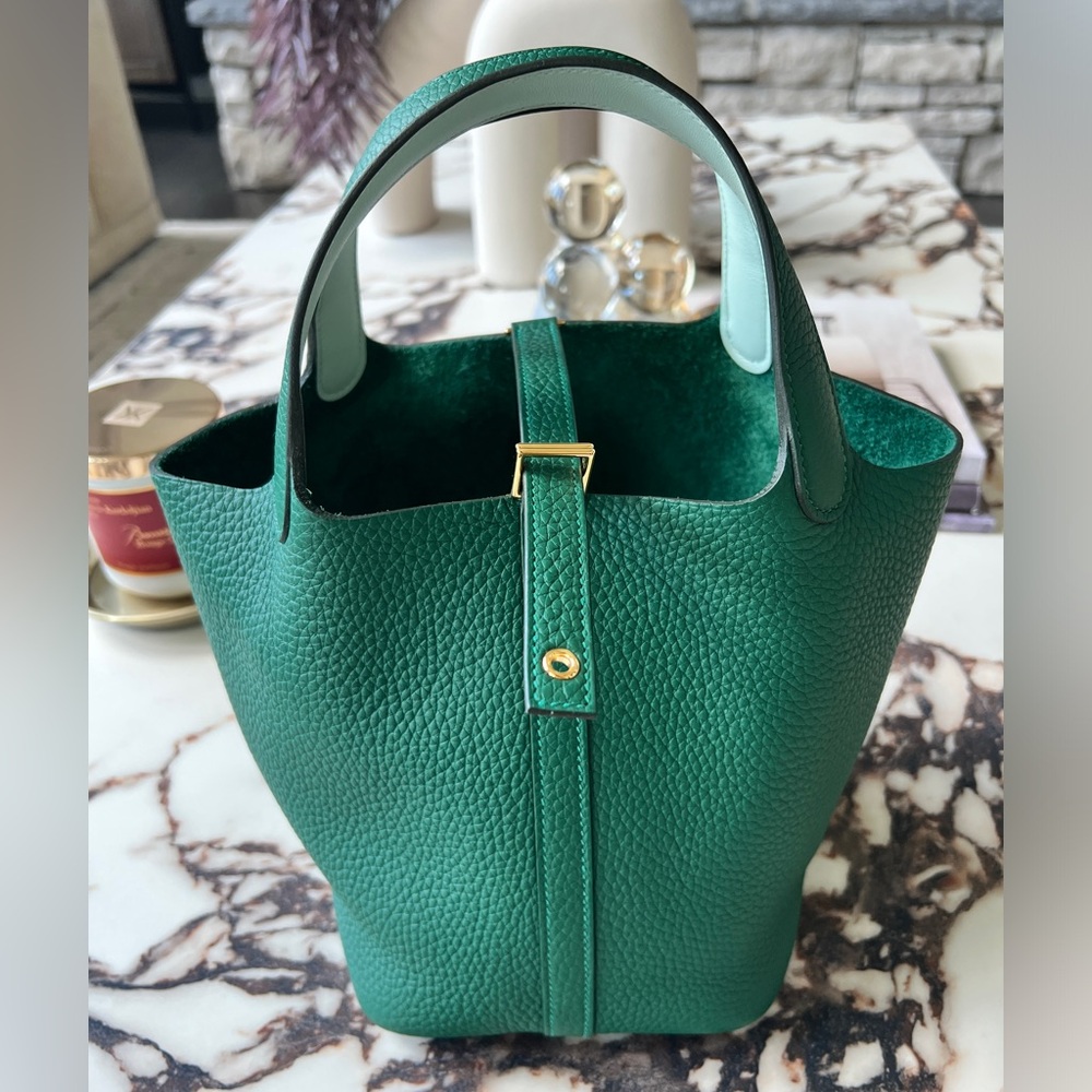 NIB Hermes Picotin 18 Vert Moyen/VER - Two Tone Handles/Gold Hardware w/Receipt